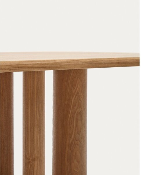 Jedálenský stôl v dekore jaseňa 105x220 cm Mailen – Kave Home