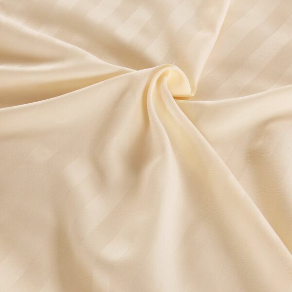 Hotelové obliečky z mikrovlákna JASMINE šampanská - prúžok 2 cm Rozmer obliečky: 70 x 90 cm | 140 x 200 cm