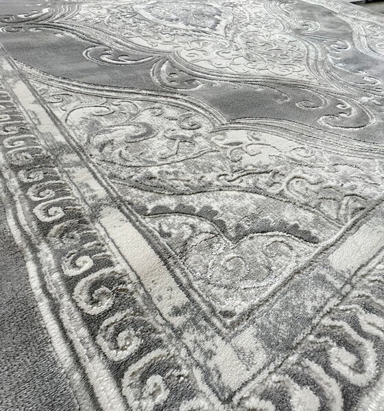 Koberec Opera 8081 sivý – obdĺžnikový koberec s orientálnym vzorom Rozmer: 60x100 cm