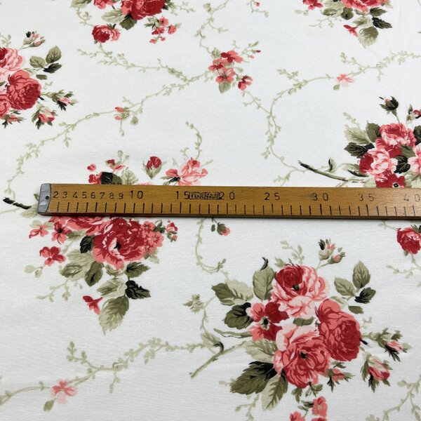 Ervi bavlna š.240cm - červené ruže - 115198, metráž