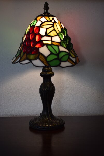 Tiffany stolná lampa Bell 101 - Huizhou Oufu Lighting v.36xš.20,sklo/kov,40W