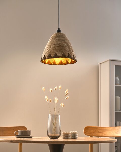 Závesná lampa prírodná šúpolie prútie pletené tienidlo v tvare kupoly boho japandi štýl obývacia izba jedáleň