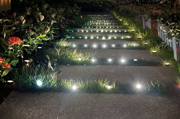 Bezdoteku LEDsolar vonkajšie svetlo na osvetlenie cesty, 10 LED, bezdrôtové, iPRO, 0,5W, teplá farba