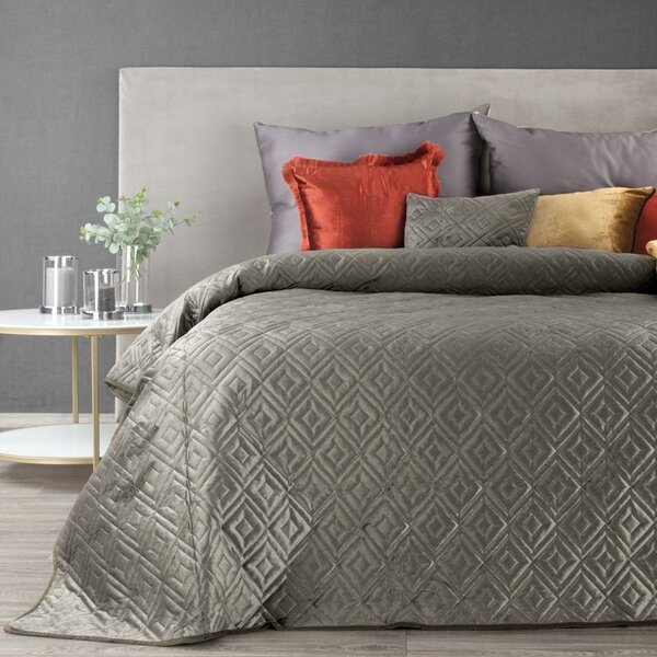 Dekorstudio Luxusný zamatový prehoz na posteľ ARIEL3 v tmavobéžovej farbe Rozmer prehozu (šírka x dĺžka): 220x240cm