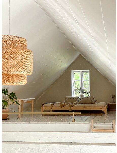 Dvojlôžková posteľ z borovicového dreva s roštom 160x200 cm Elan – Karup Design