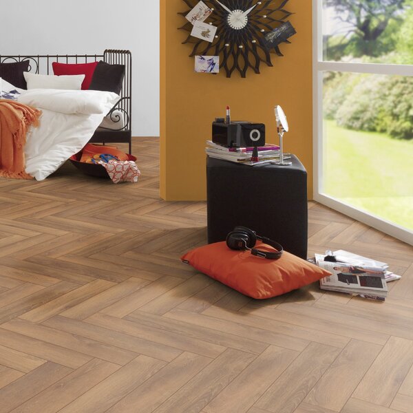 Krono Original Herringbone Dub Harlech 8573 0,87 m²