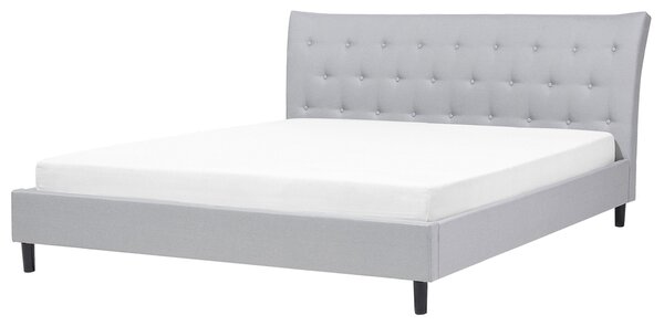 Posteľ svetlosivá látkové čalúnenie 180 x 200 cm prešívané čelo s gombíkmi v štýle Chesterfield lamelový rošt drevené nohy moderný štýl spálňa