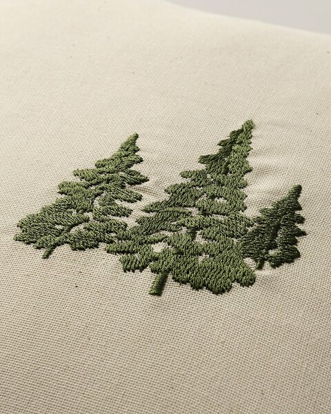 Obliečka na vankúš Three Christmas Trees43x43 cm