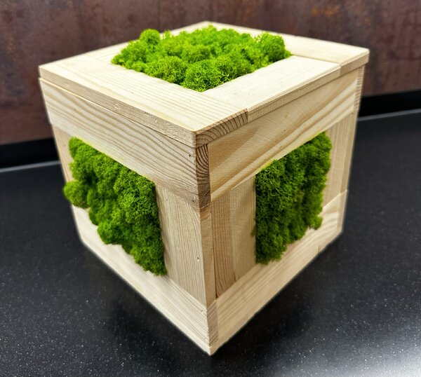 Machová stolová dekorácia 20cm - kocka Veľkosť: 20x20cm