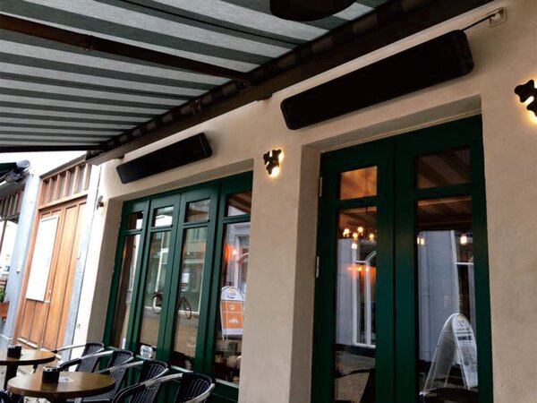 Nástenný terasový infražiarič s časovačom, 2400 W, čierny