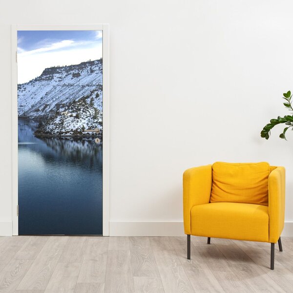 Fototapeta na dvere - Zimná krajina s jazerom (95x205cm)