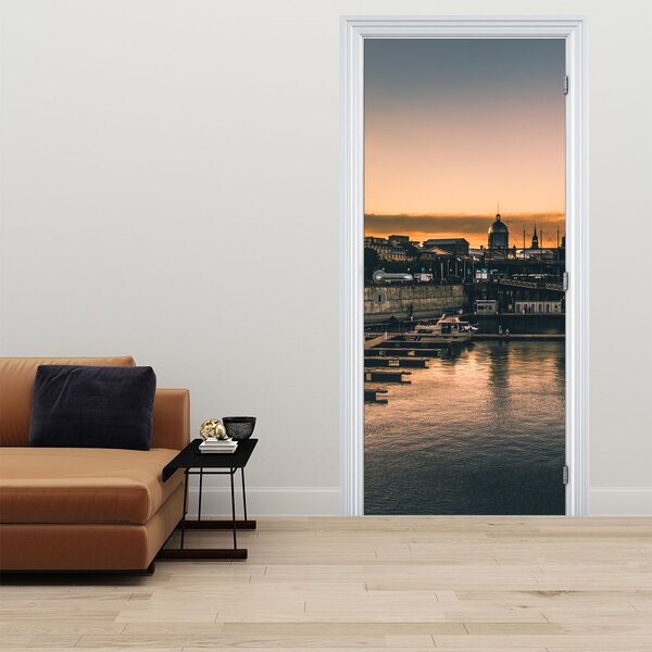 Fototapeta na dvere - Prístavné mestečko (95x205cm)