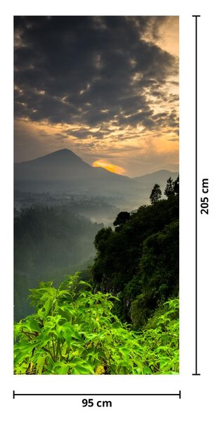 Fototapeta na dvere - Zelená horská krajina (95x205cm)