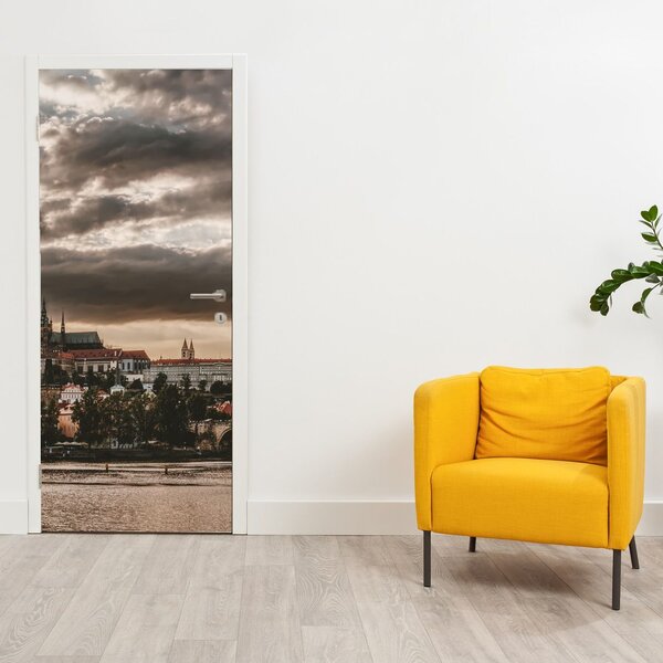 Fototapeta na dvere - Zamračená Praha (95x205cm)