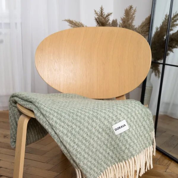 Vlnená deka z novozélandskej vlny Nora - Green Beige