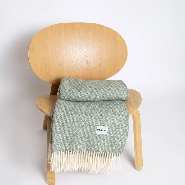 Vlnená deka z novozélandskej vlny Nora - Green Beige