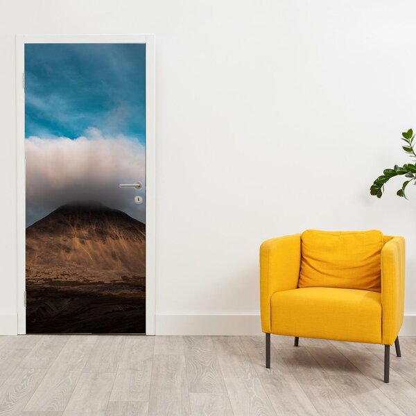 Fototapeta na dvere - Mrak nad vrcholkom (95x205cm)