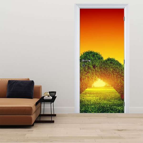 Fototapeta na dvere - Srdce v korunách stromov (95x205cm)