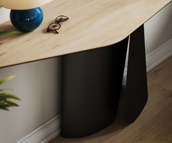 DELIFE Konzolový stolík Edge polygonálny 180×50 cm keramika Laminam® Sabbia dubová farba Livos kov čierna