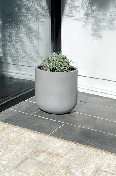 Kvetináč CHICO, sklolaminát, priemer 40 cm, beton design sivý