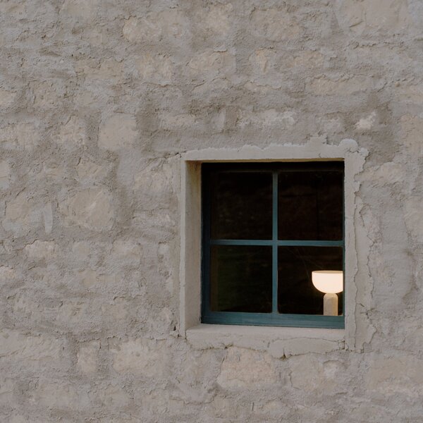 Prenosná lampa Kizu, Rosso Levanto Marble – New Works