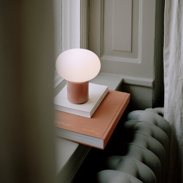 Prenosná lampa Karl-Johan, Earth Red – New Works