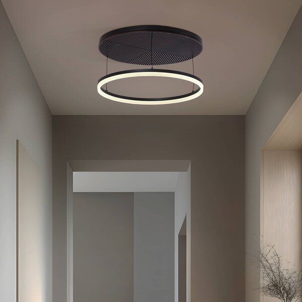 Lucande stropné LED svetlo Orven, čierne/drevo, Ø50cm, stmievateľné, Čierna, Obývacia izba / jedáleň, kov, Moderný, Závesné svietidlo
