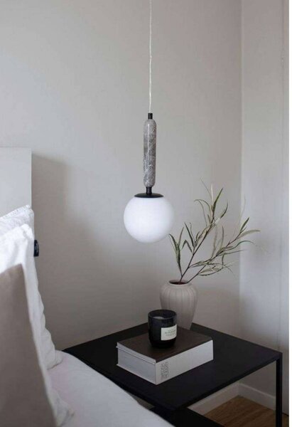 Globen Lighting závesné svietidlo Torrano, zelené, Ø 15 cm, Zelená, Obývacia izba / jedáleň, Kameň, Dizajn, Závesné svietidlo