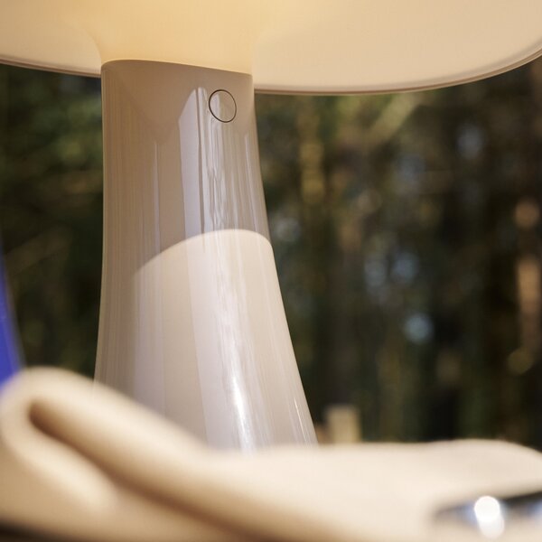 Prenosná lampa Rumee 220, Cloud white – Louis Poulsen