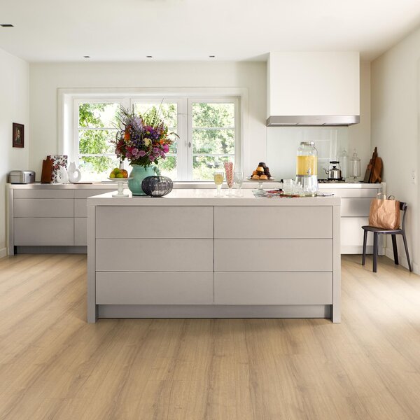 EGGER NatureSense Aqua 8/32 Large Dub Sherman medový SOL2014 2,54 m²