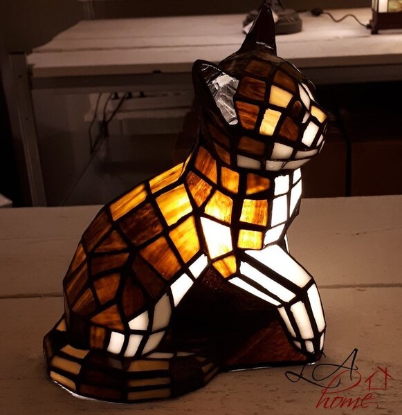 Dekorativná lampa Tiffany mačka - 24*20 cm 1x E14 / max 40w - Clayre & Eef