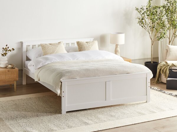 Posteľ biela borovicové drevo MDF 140 x 200 cm s čelom minimalistický škandinávsky štýl spálňa detská izba