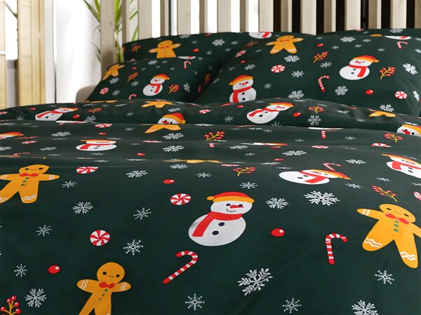 Obliečky z mikrovlákna SNOWMAN AND GINGERBREAD zelené Rozmer obliečky: 70 x 90 cm | 140 x 200 cm