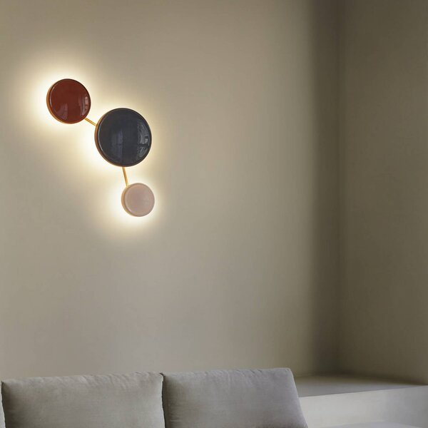 MARSET LED nástenné svetlo Caramel, hnedá, Ø 28 cm, TRIAC, sklo, Hnedá / hrdzavá, Obývacia izba / jedáleň, Sklo, Dizajn, Nástenné svietidlo