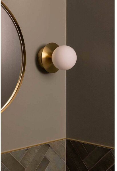 Globen Lighting Nástenné svetlo ART DECO, mosadz/biela Ø 16 cm IP44, Mosadz / zlato, Obývacia izba / jedáleň, kov, Dizajn, Nástenné svietidlo