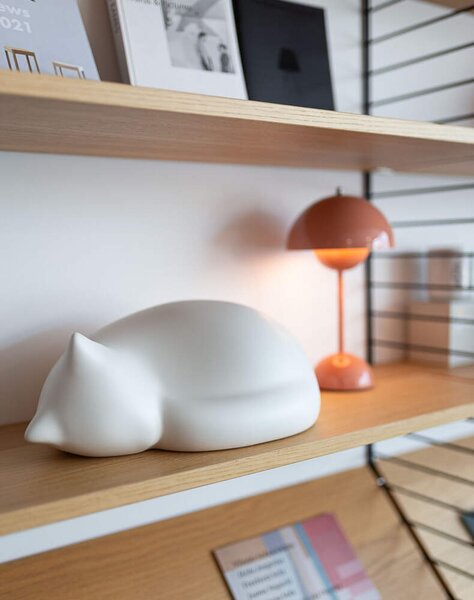 Vitra Dekorácia mačky Resting Cat Small, white