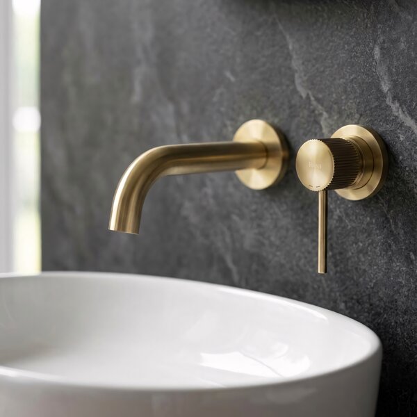 Podomietková vaňová batéria Rea Lungo Stripe Brush Gold