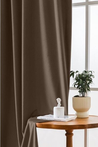 Tmavý zatemňovací záves VELVET 140x270 cm Zavesenie: Riasiaca páska