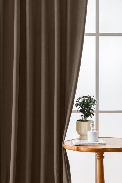 Tmavý zatemňovací záves VELVET 140x270 cm Zavesenie: Riasiaca páska