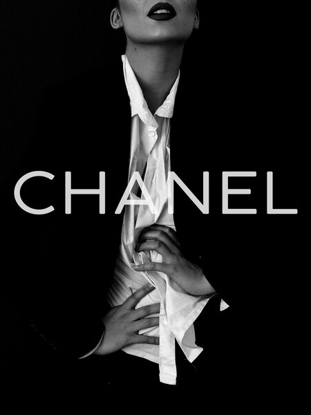 Umelecká tlač Chanel model, Finlay & Noa, (30 x 40 cm)