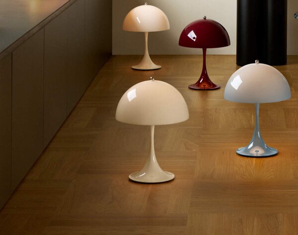 Louis Poulsen Prenosná lampa Panthella 250, opal beige 5744172985
