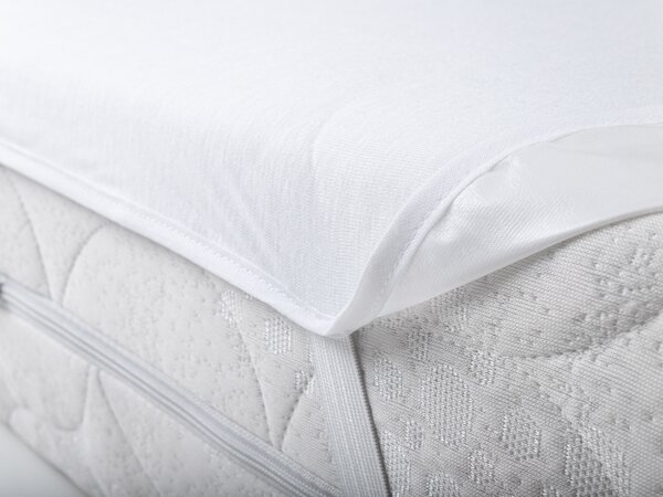 Nepriepustný chránič matraca TENCEL - do detskej postieľky 70 x 140 cm - do postieľky