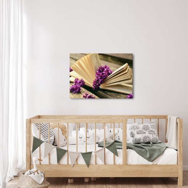 Obraz knihy a fialovej kvetiny (70x50 cm)