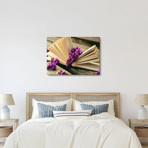 Obraz knihy a fialovej kvetiny (70x50 cm)