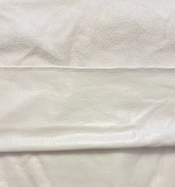 Nepremokavá posteľná plachta s gumičkou na rohoch - 90x200cm