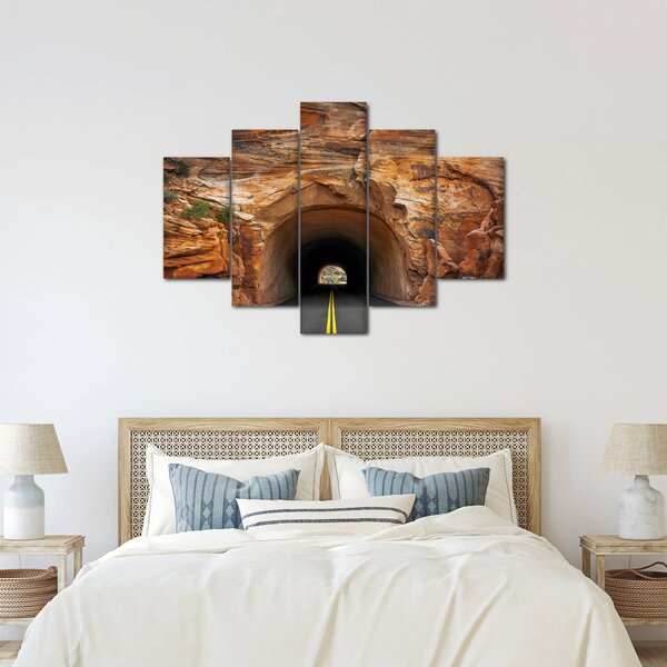 Obraz - tunel v skale (150x105 cm)