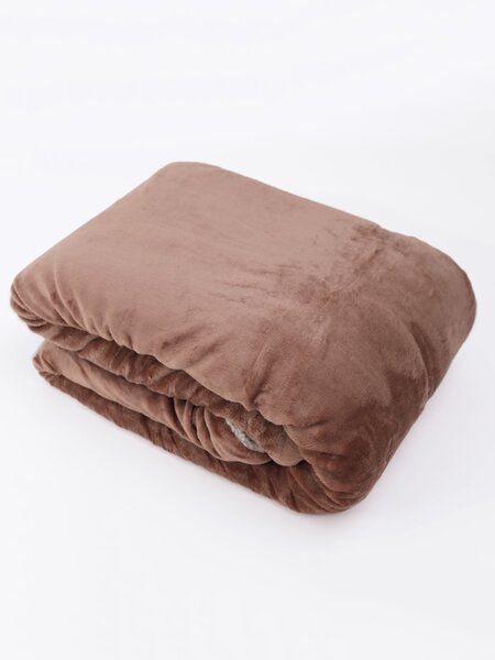 Baránková deka mikroplyš Exclusive 150 × 200 cm – Laura mocha mousse