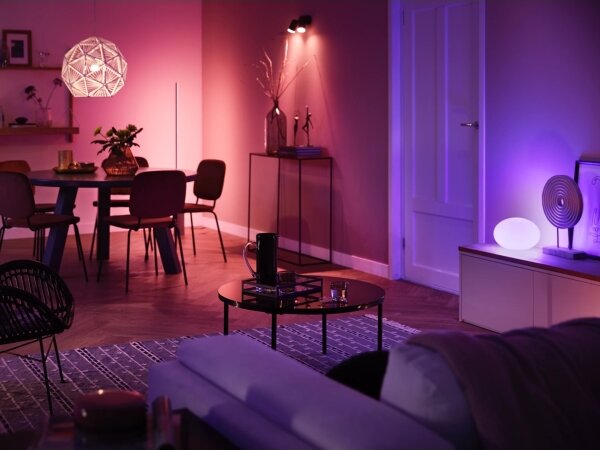 Základná sada Philips Hue WHITE AND COLOR AMBIANCE 2xE27/9W/230V 2200-6500K