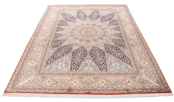 Veľký orientálny koberec z Kašmírskeho hodvábu 2,40 x 3,39m 2,40 x 3,39 m