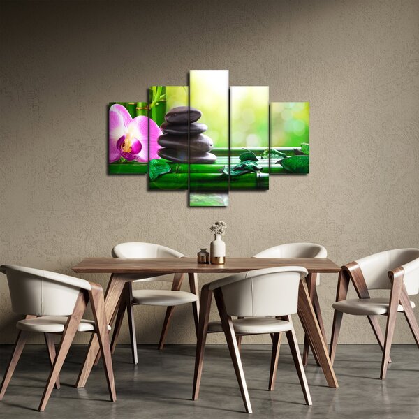 Obraz masážnych kameňov a orchidey na vode (150x105 cm)